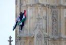 Homem é preso após escalar Big Ben em Londres com bandeira palestina