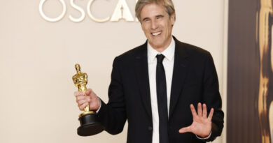 Walter Salles revela improviso no Oscar 2025 após perder discurso da vitória