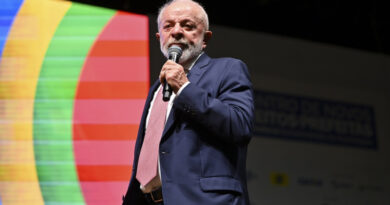 Lula faz primeira visita do mandato a um assentamento do MST