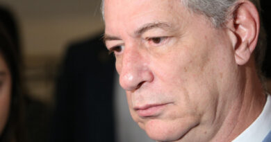 Ciro Gomes é incluído na lista de inadimplentes do Serasa por dívida de R$ 1 mil