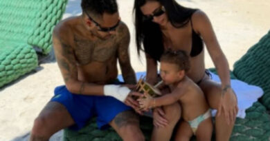 Neymar compartilha foto ao lado de Bruna Biancardi e Mavie em meio polêmicas de traição