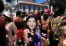 Fantasias de Fernanda Torres e da estatueta do Oscar viram hit de Carnaval