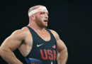 Kyle Snyder, medalhista olímpico, é detido em operação contra prostituição