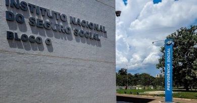 PF realiza operação para apreender bens de luxo de suspeito de ser o líder de um esquema de fraudes do INSS