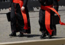 Cardeais iniciam isolamento no Vaticano para o conclave