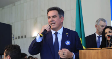 Ciro Nogueira pede definição de candidato de Bolsonaro para 2026 e saída de ministros de União e PP do governo