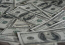 Dólar fecha em queda com alívio nas tensões comerciais entre EUA e China