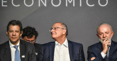Sem motivo, pessimismo reduz um pouco 