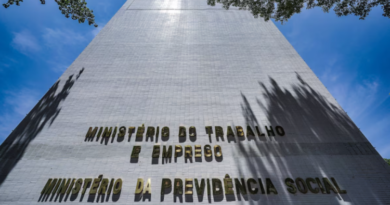 Ministério do Trabalho multiplica verba e fecha contratos com ONGs ligadas a sindicatos
