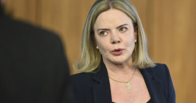 Gleisi Hoffmann diz que fim da escala 6×1 será prioridade do governo