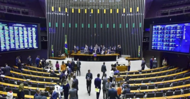 Ministros de Lula devem ir à Câmara nesta semana para prestar esclarecimentos em meio a trocas e desgastes