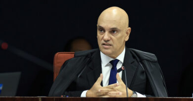 Moraes rejeita pedido para suspenser depoimentos de reús na ação de tentativa de golpe