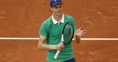 Sinner atropela Bublik e avança às semifinais de Roland Garros