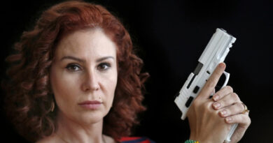 Alexandre de Moraes manda prender Carla Zambelli