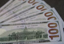 Dólar cai a R$ 5,67 diante de acirramento da guerra comercial entre EUA e China