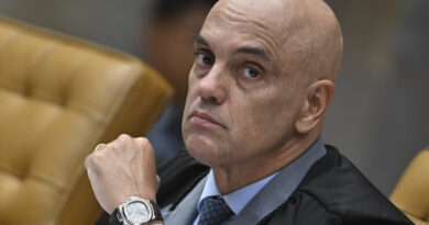 Moraes vota para liberar andamento de revisão da vida toda do INSS, mas sem mudar entendimento do STF