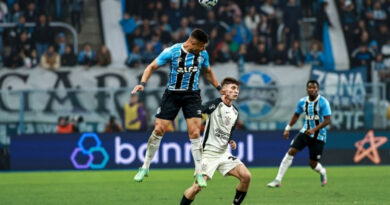 Corinthians e Grêmio empatam em 1 a 1 pelo Brasileirão