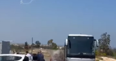 Guerra em Israel: autoridades brasileiras se assustam com mísseis, abrigam-se em bunker e aguardam espaço aéreo abrir