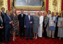 David Beckham é condecorado como cavaleiro pelo rei Charles III e vira sir Beckham