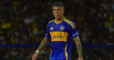 Zagueiro do Boca Juniors tem visto negado pelos EUA e fica fora da Copa de Clubes