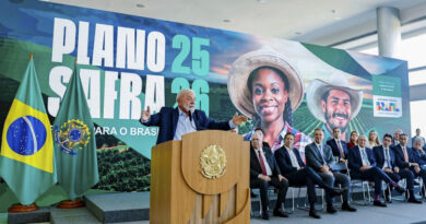 Em lançamento do Plano Safra, Lula faz críticas indiretas a Bolsonaro e diz que nunca pediria Pix