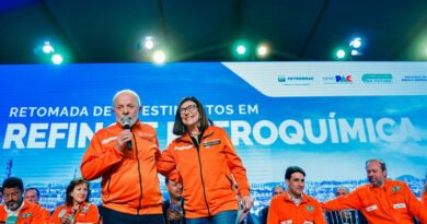 Lula diz que presidente da Petrobras parece ‘frágil’ e com ‘cara de bobinha’, mas ‘tem veneno’