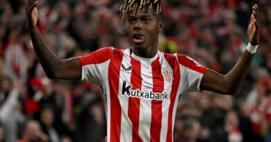 Nico Williams rejeita Barcelona e renova contrato com o Athletic Bilbao
