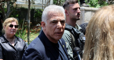Líder da oposição israelense viaja para Abu Dhabi para discutir cessar-fogo em Gaza