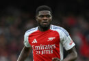 Ex-jogador do Arsenal Thomas Partey é acusado de estupro no Reino Unido