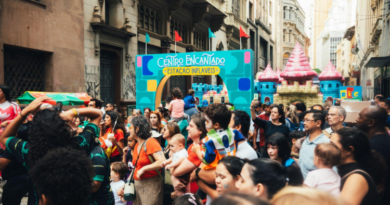 Centro de São Paulo vira parque encantado com shows, brincadeiras gigantes e passeio com quitutes juninos