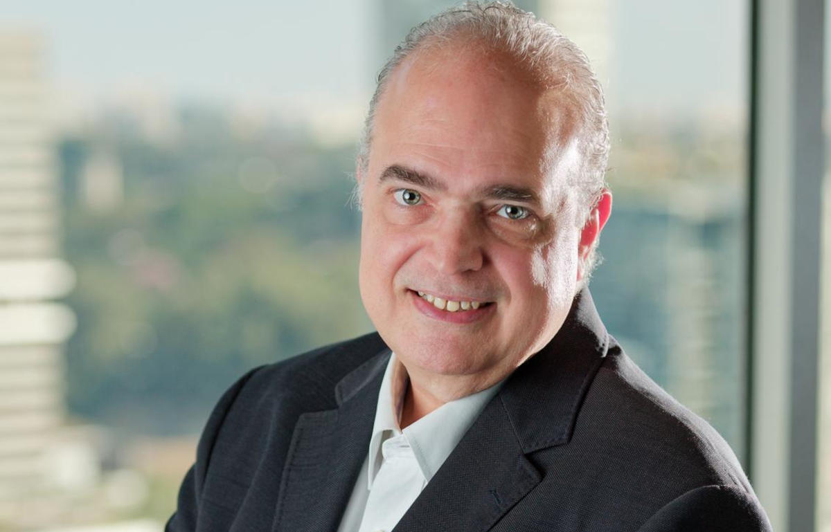 Hermano Pintor, Futurecom