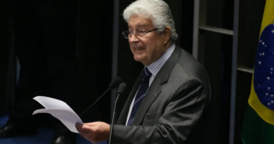 Crítico do PT, Roberto Requião irá filiar-se ao PDT