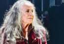 Maria Bethânia anuncia shows extras da turnê de 60 anos de carreira