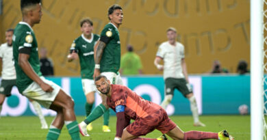 Torcedores do Palmeiras reagem a lance de Weverton: ‘Frango Inacreditável’