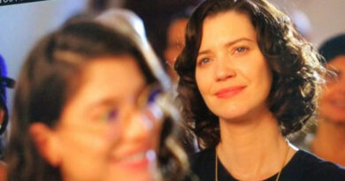 Nathalia Dill aparece sem blusa em fotos ‘chocantes’ dos bastidores de ‘Guerreiros do Sol’